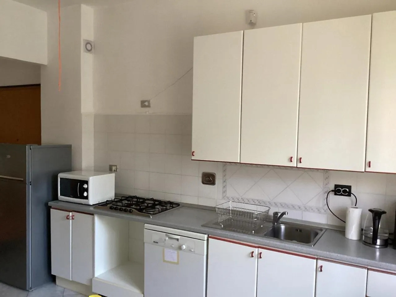 Apartment Casa Mare Tutto A Piedi Due Camere Matrimoniali Spotorno